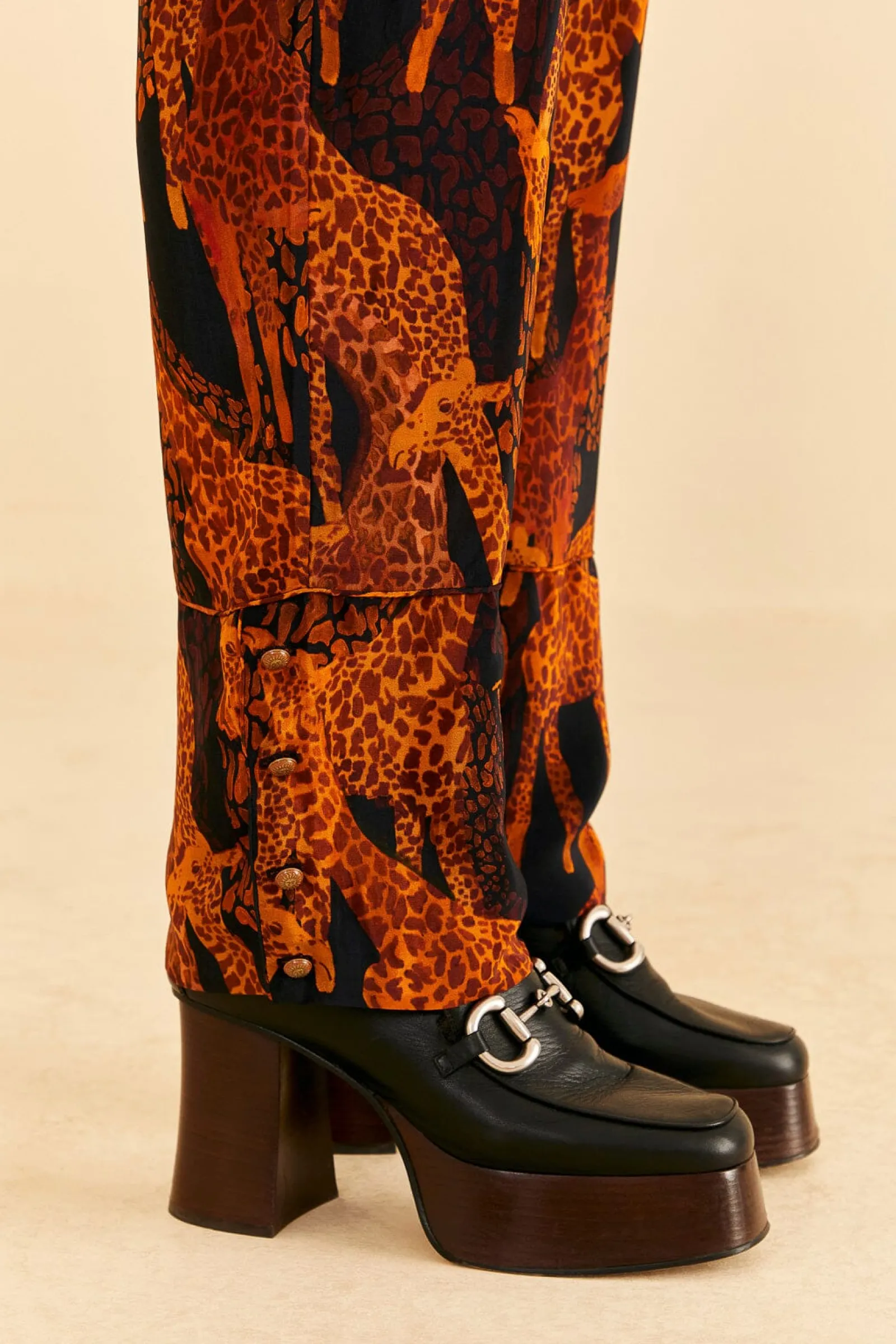 BLACK GIRAFFES PANTS