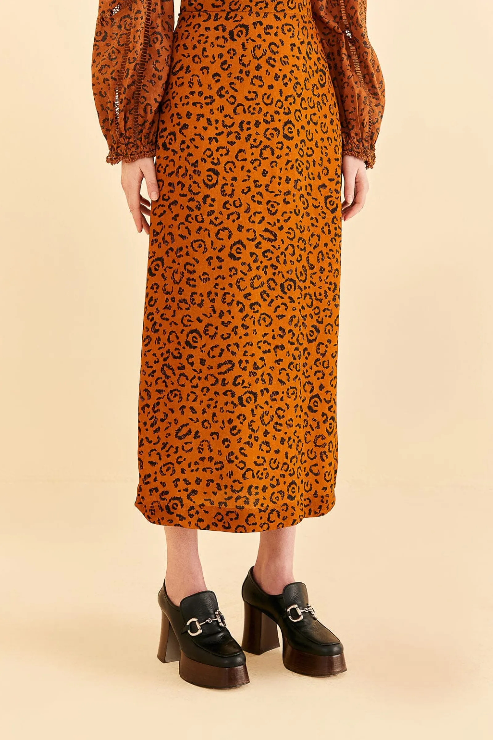 BLACK LEOPARDS TEXTURE MIDI SKIRT