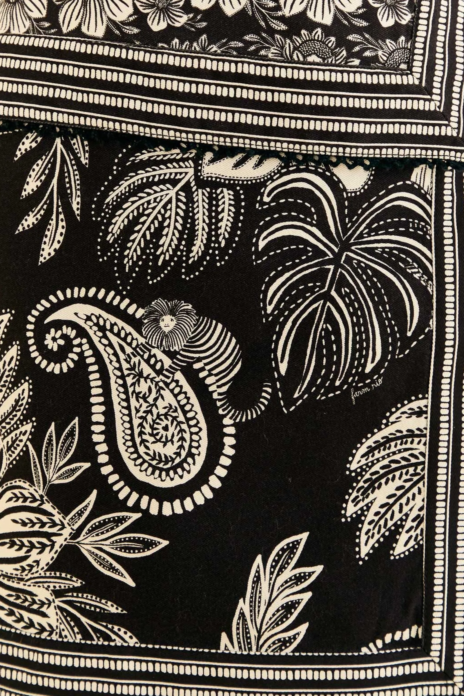 BLACK PAISLEY BLOOM MINI SKIRT