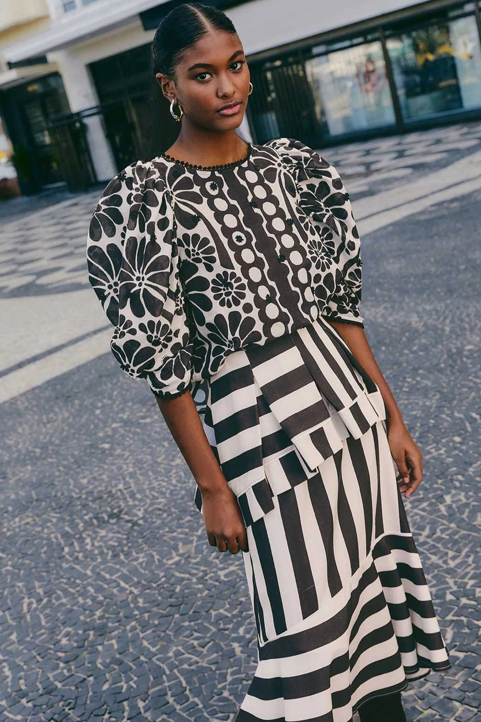 BLACK PALERMO PUFF SLEEVE BLOUSE