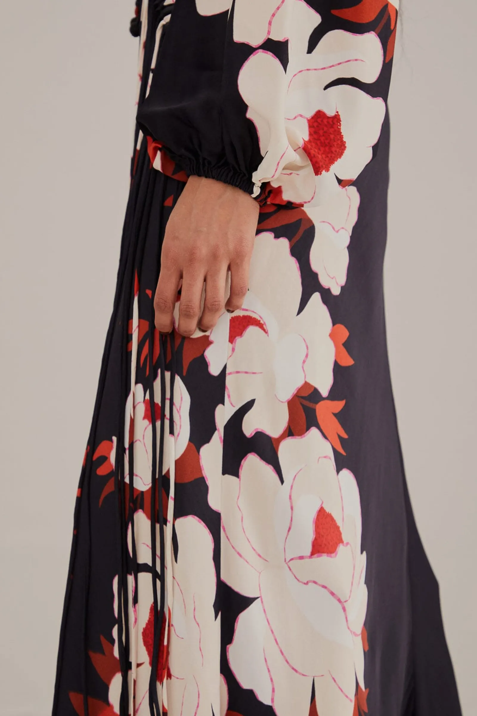 BLACK PEONY FRINGE MIDI SKIRT