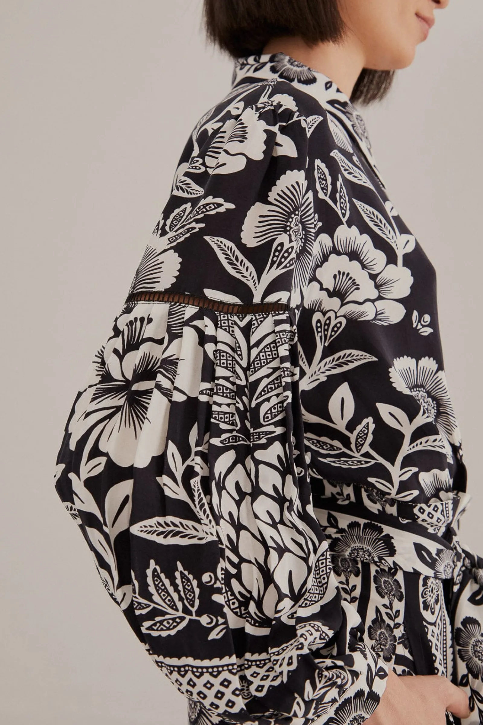 BLACK PINEAPPLE GARDEN JUMPSUIT