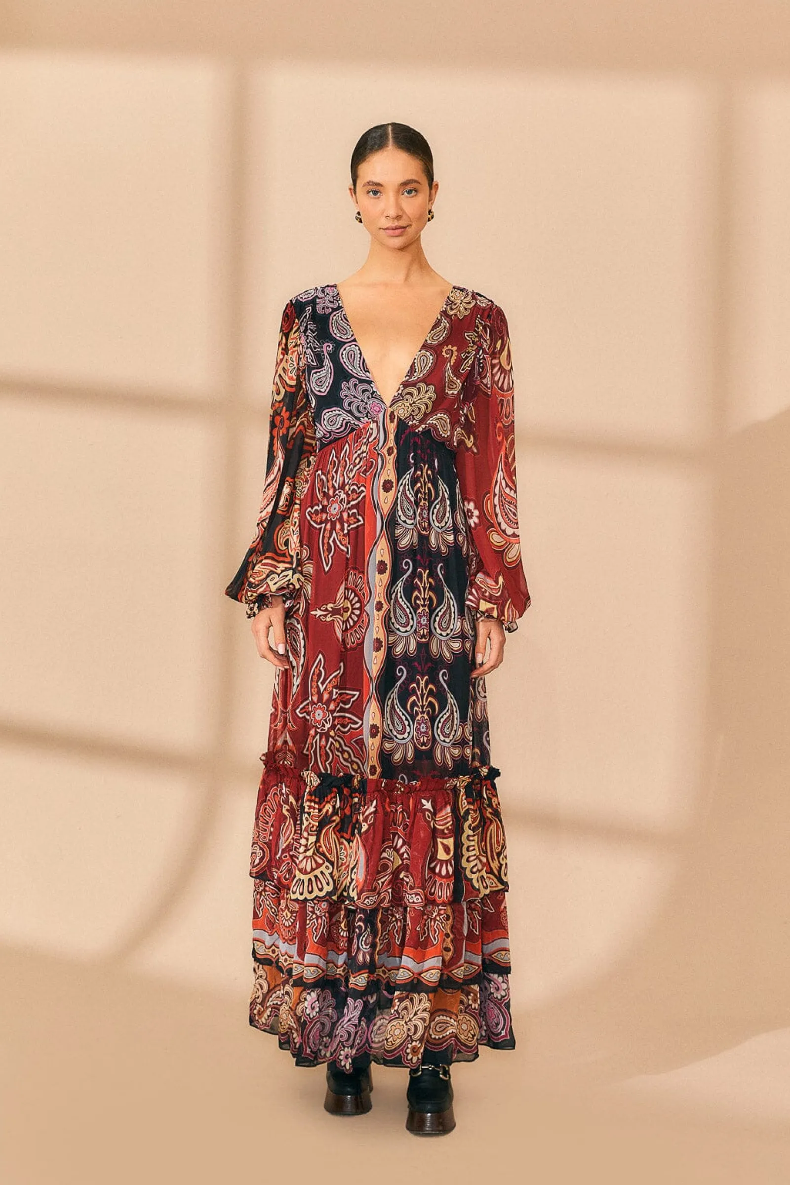 BLACK SWEET MERMAIDS V NECK MAXI DRESS