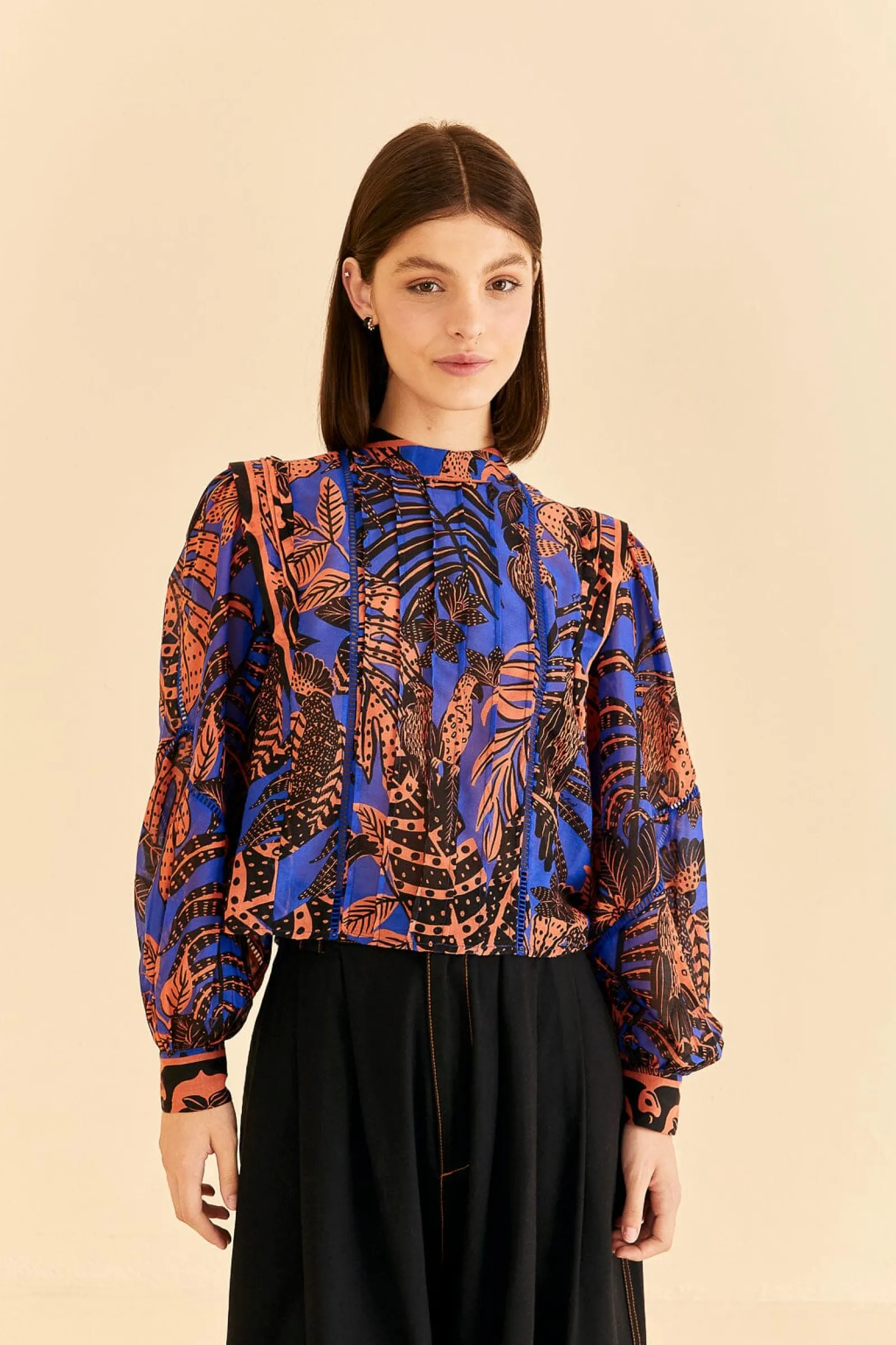  BLUE TROPICAL GOLD PLEATED LONG SLEEVE BLOUSE