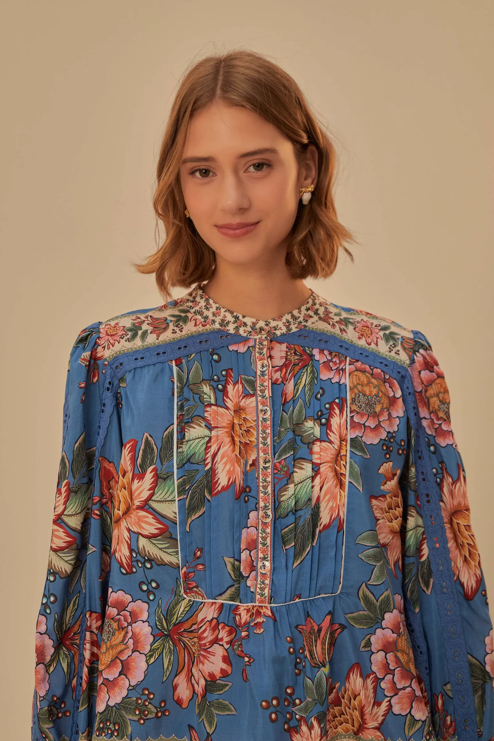 BLUE WONDERFUL BOUQUET LONG SLEEVE BLOUSE