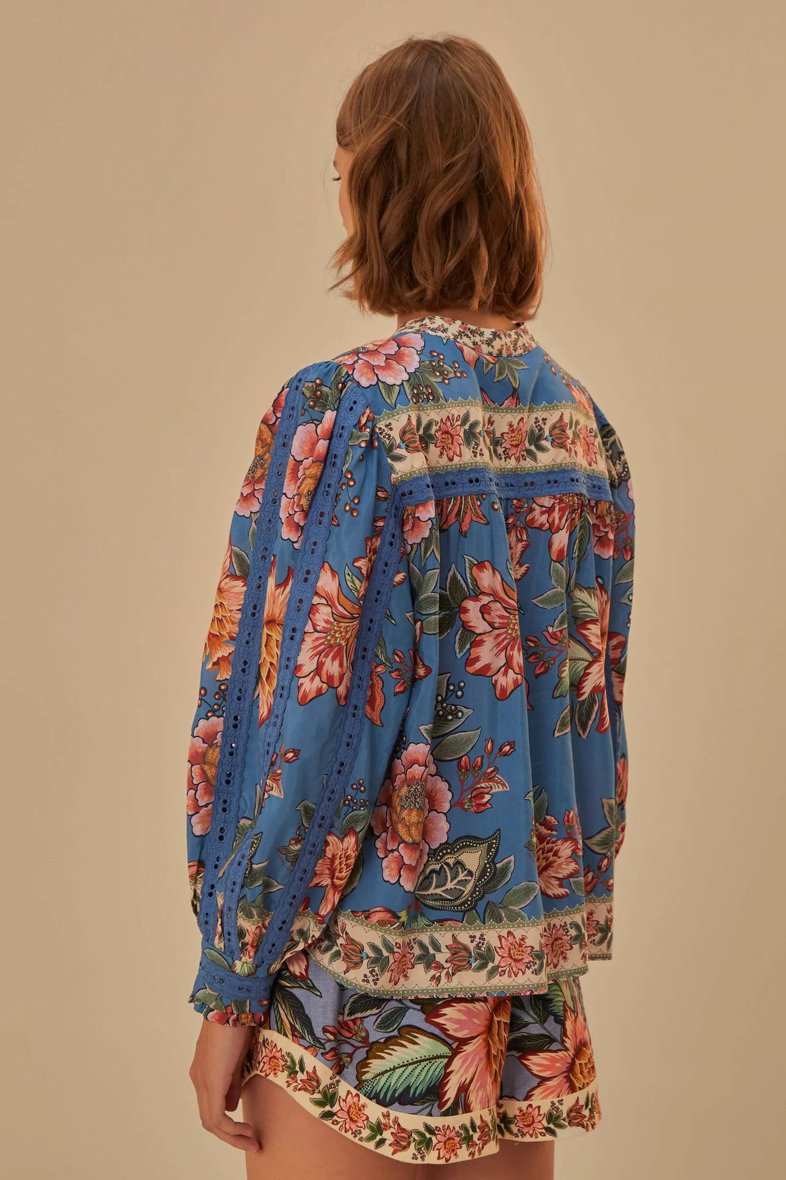 BLUE WONDERFUL BOUQUET LONG SLEEVE BLOUSE