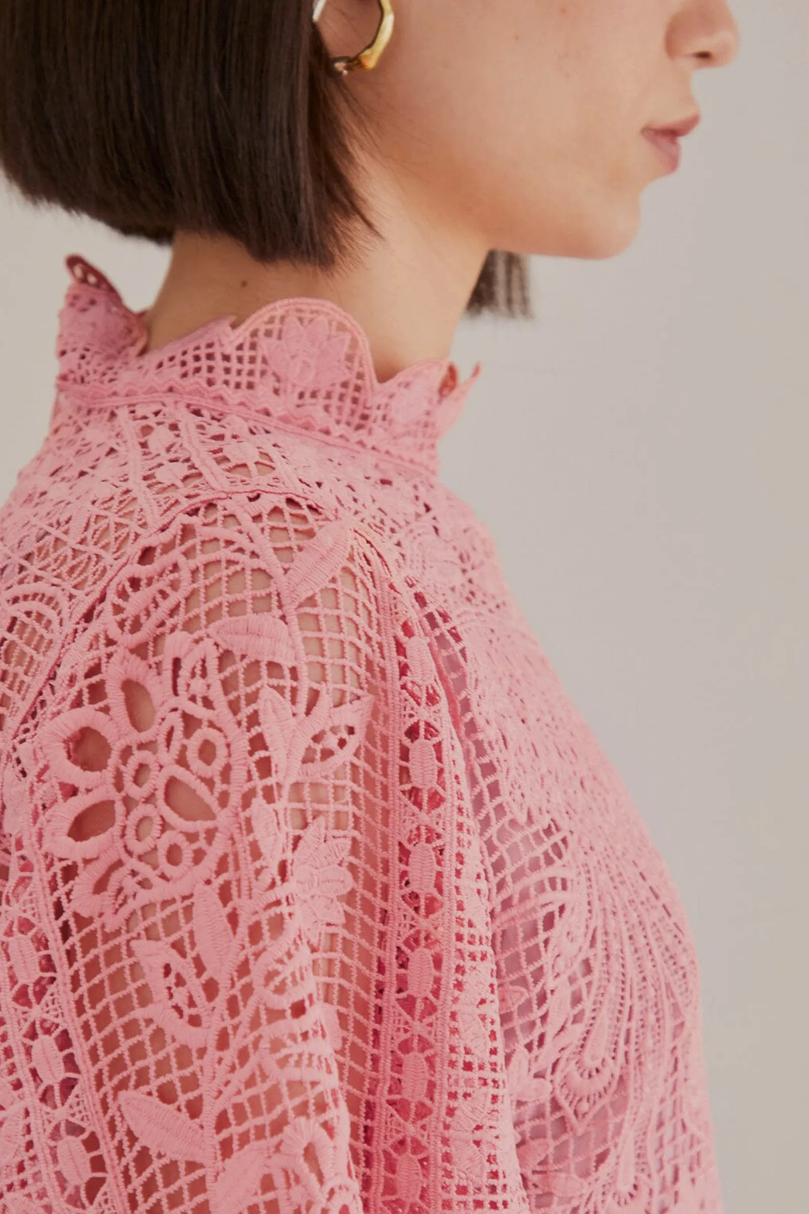 BLUSH PINK GUIPURE LONG SLEEVE BLOUSE