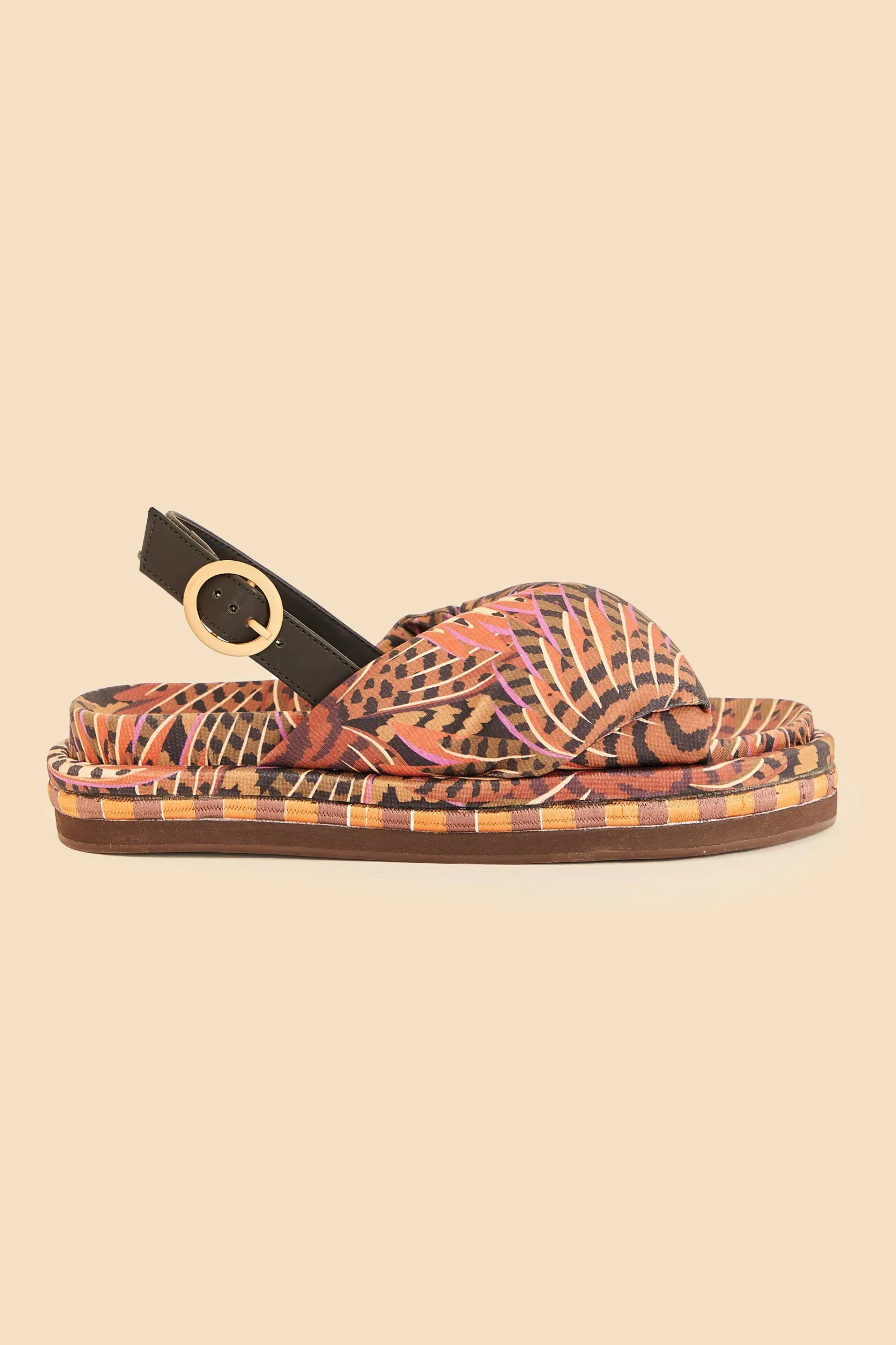 CARAMEL MACAWMOUFLAGE PUFFY FLAT SANDAL