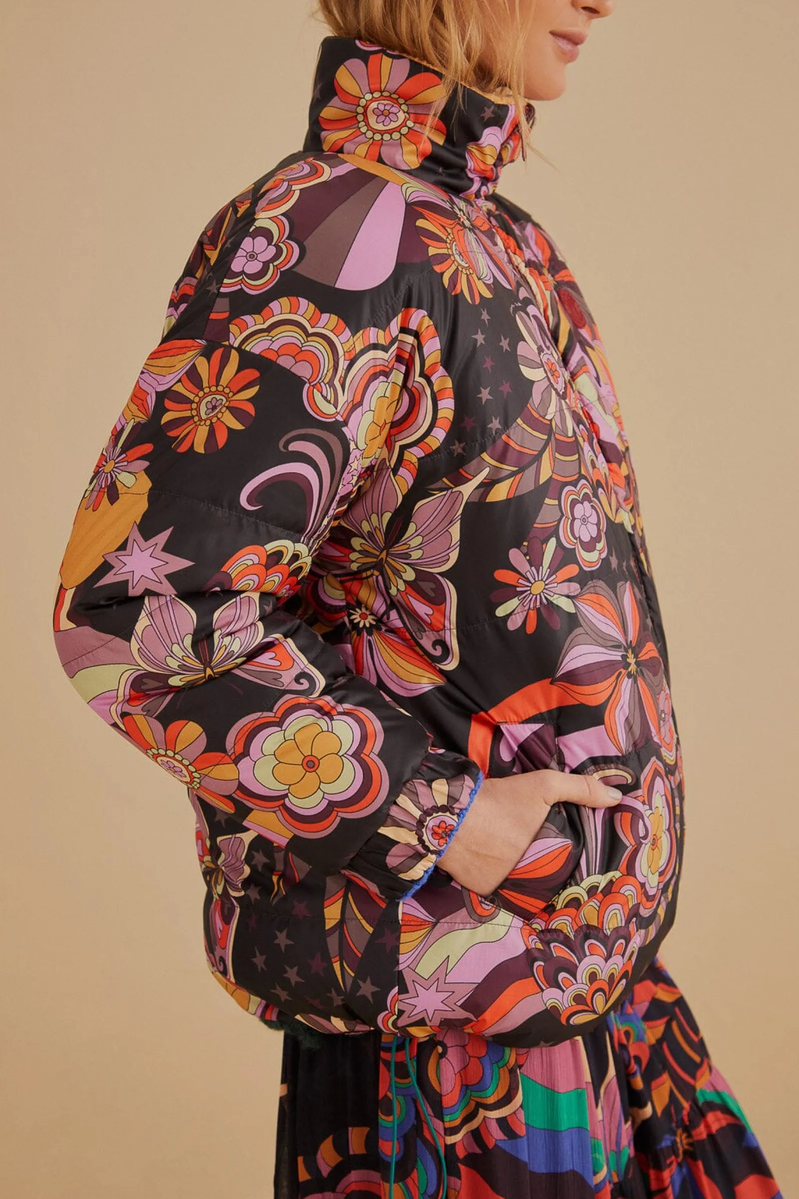  COLORFUL STRIPES KNIT REVERSIBLE PUFFER JACKET