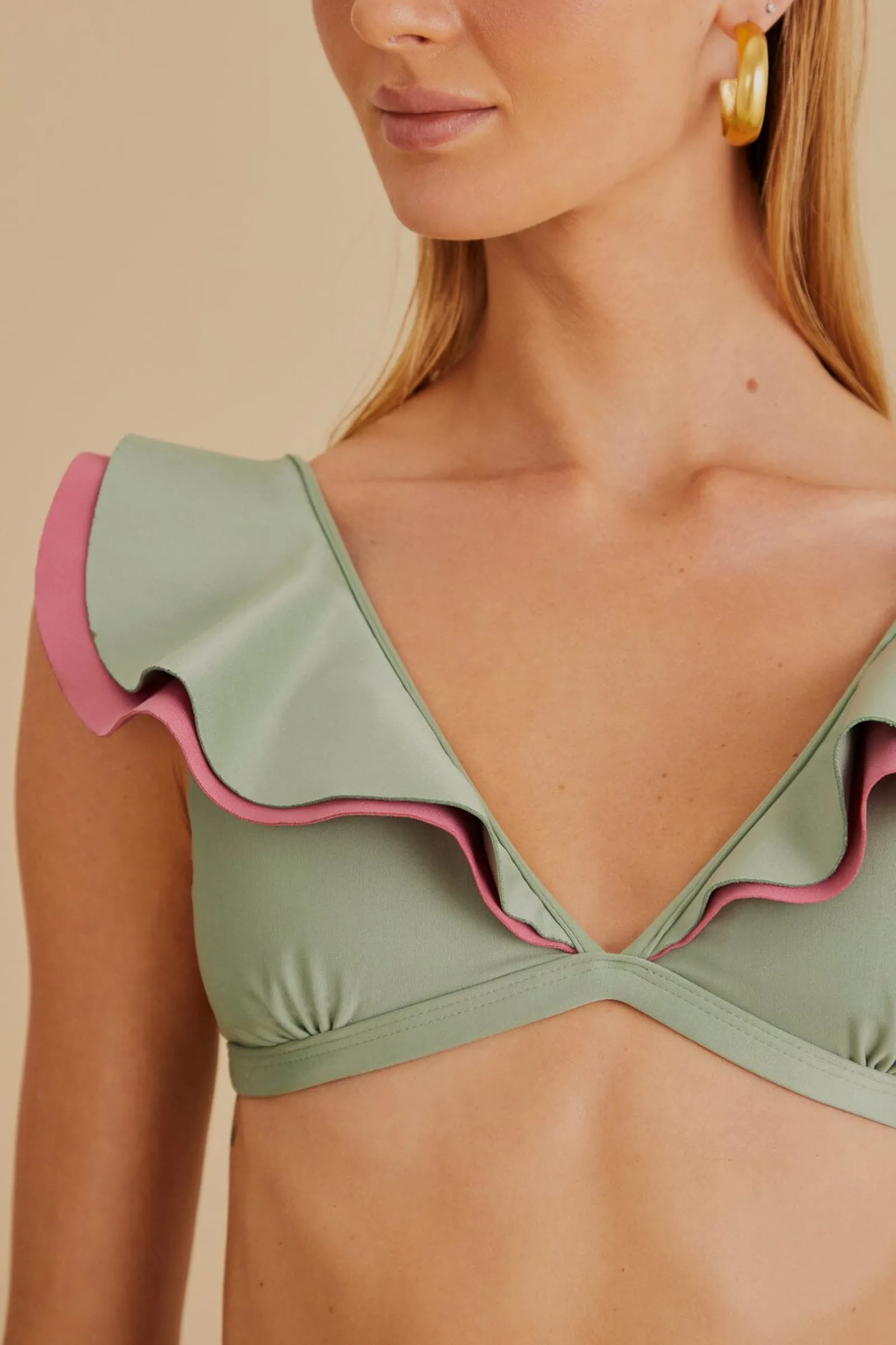 GREEN RUFFLE BIKINI TOP