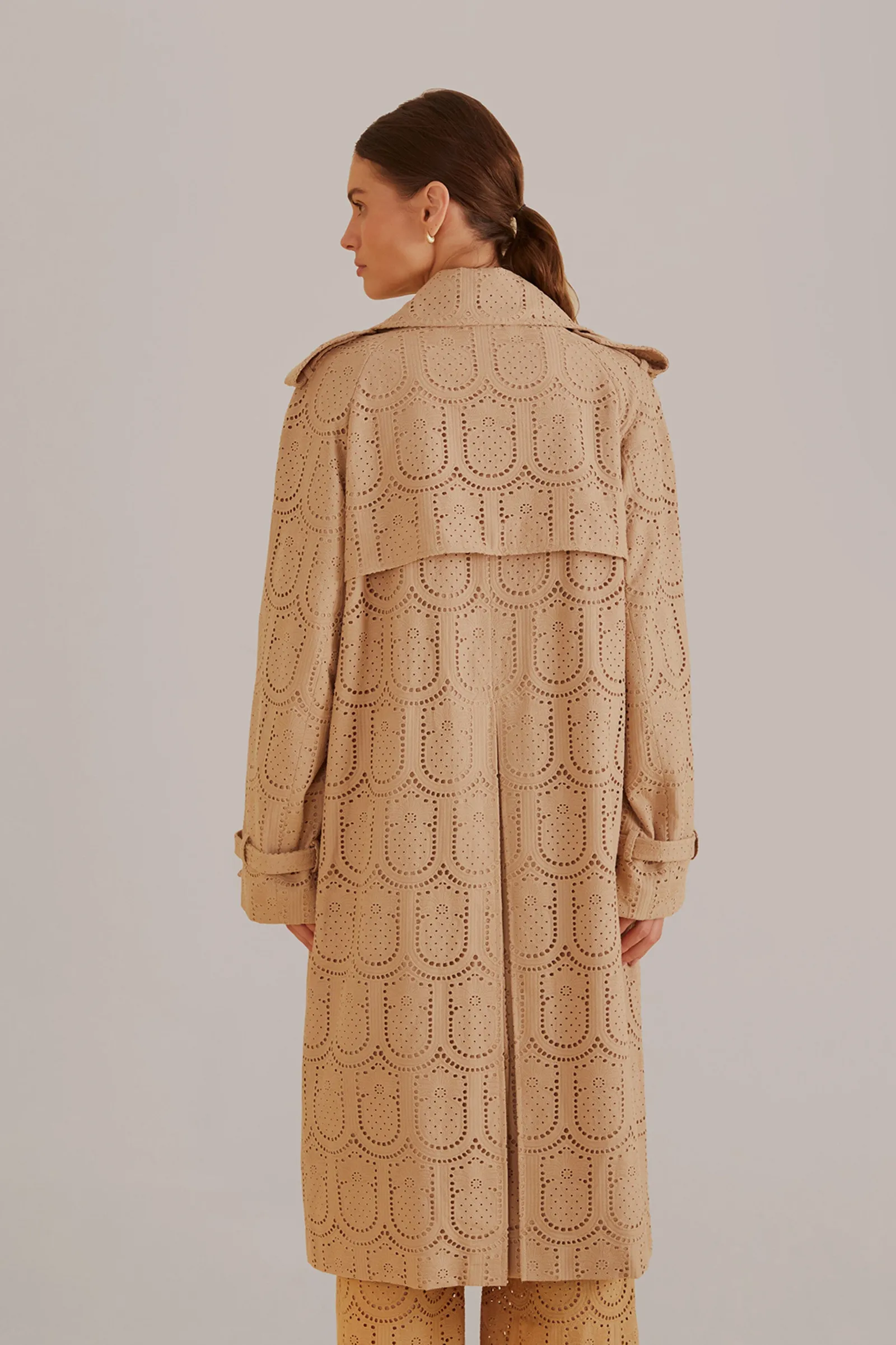 KHAKI PINEAPPLE COTTON EYELET TRENCH COAT