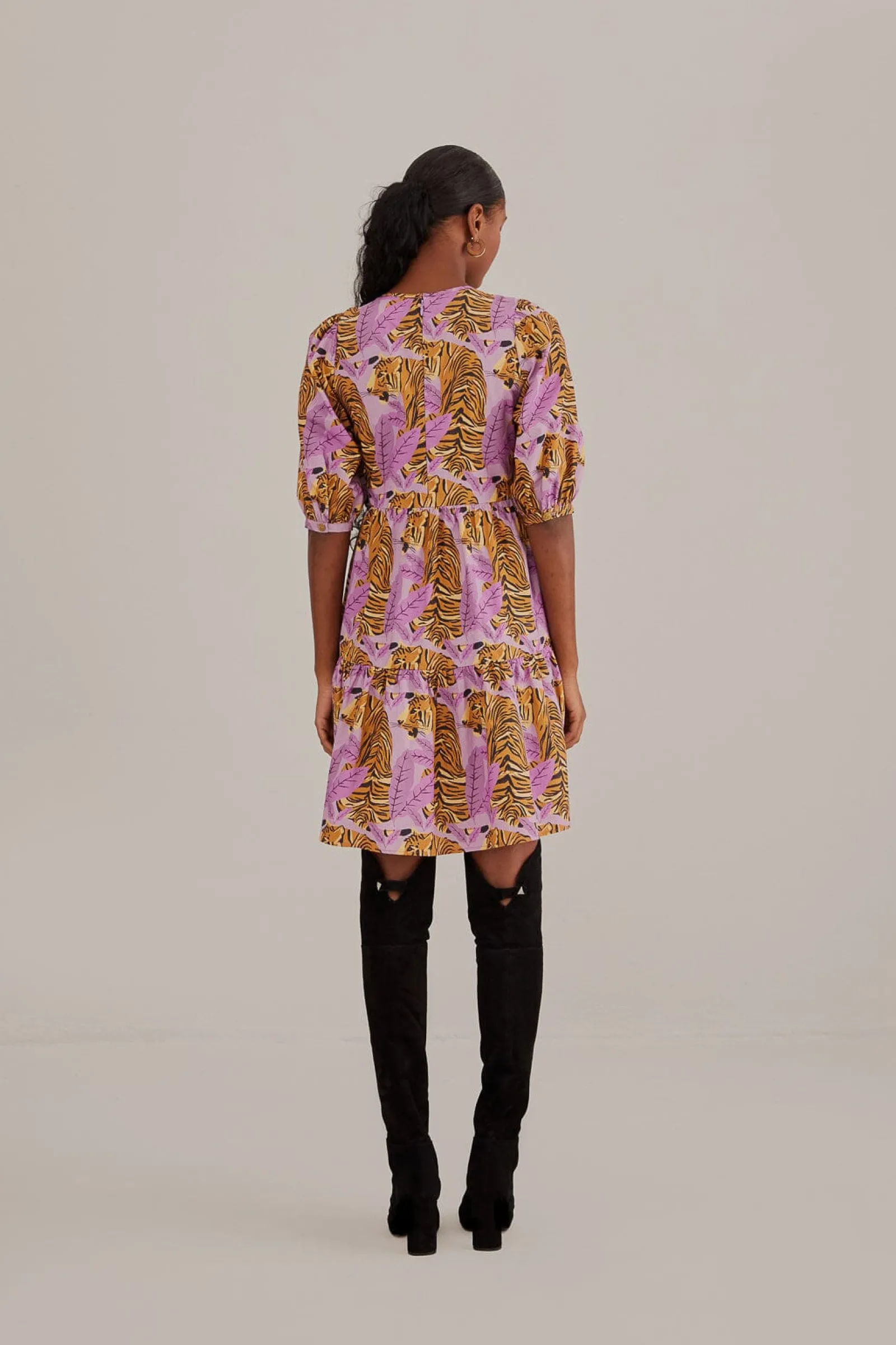 LAVENDER TIGER LEAVES PUFF SLEEVE MINI DRESS