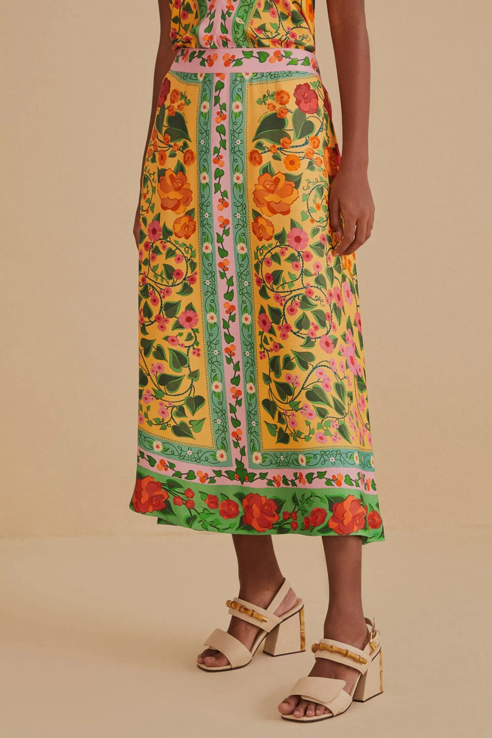 LIGHT YELLOW HEART IVY MIDI SKIRT