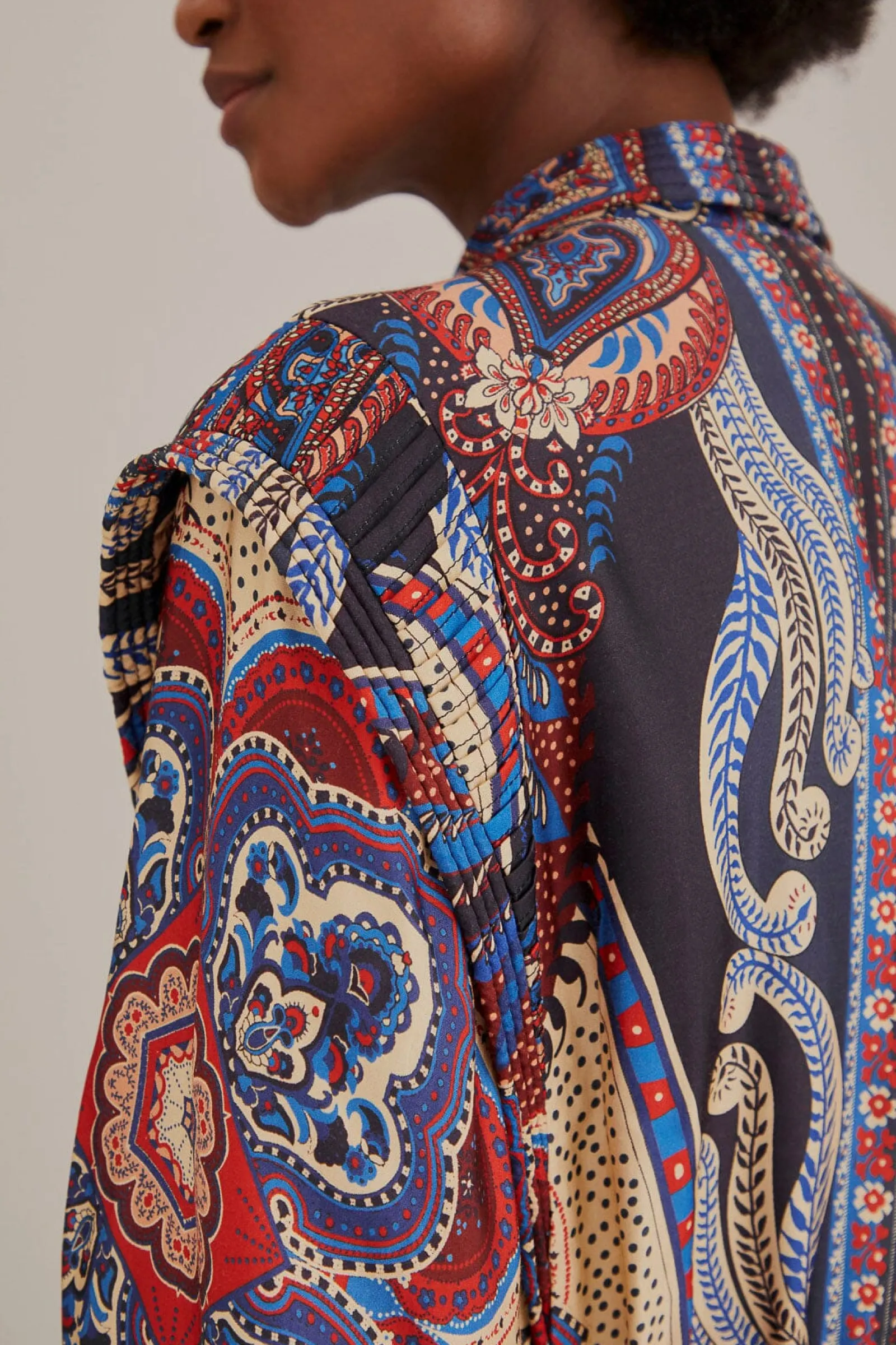  MULTICOLOR ENERGY SCARF CUT-OUT MAXI DRESS