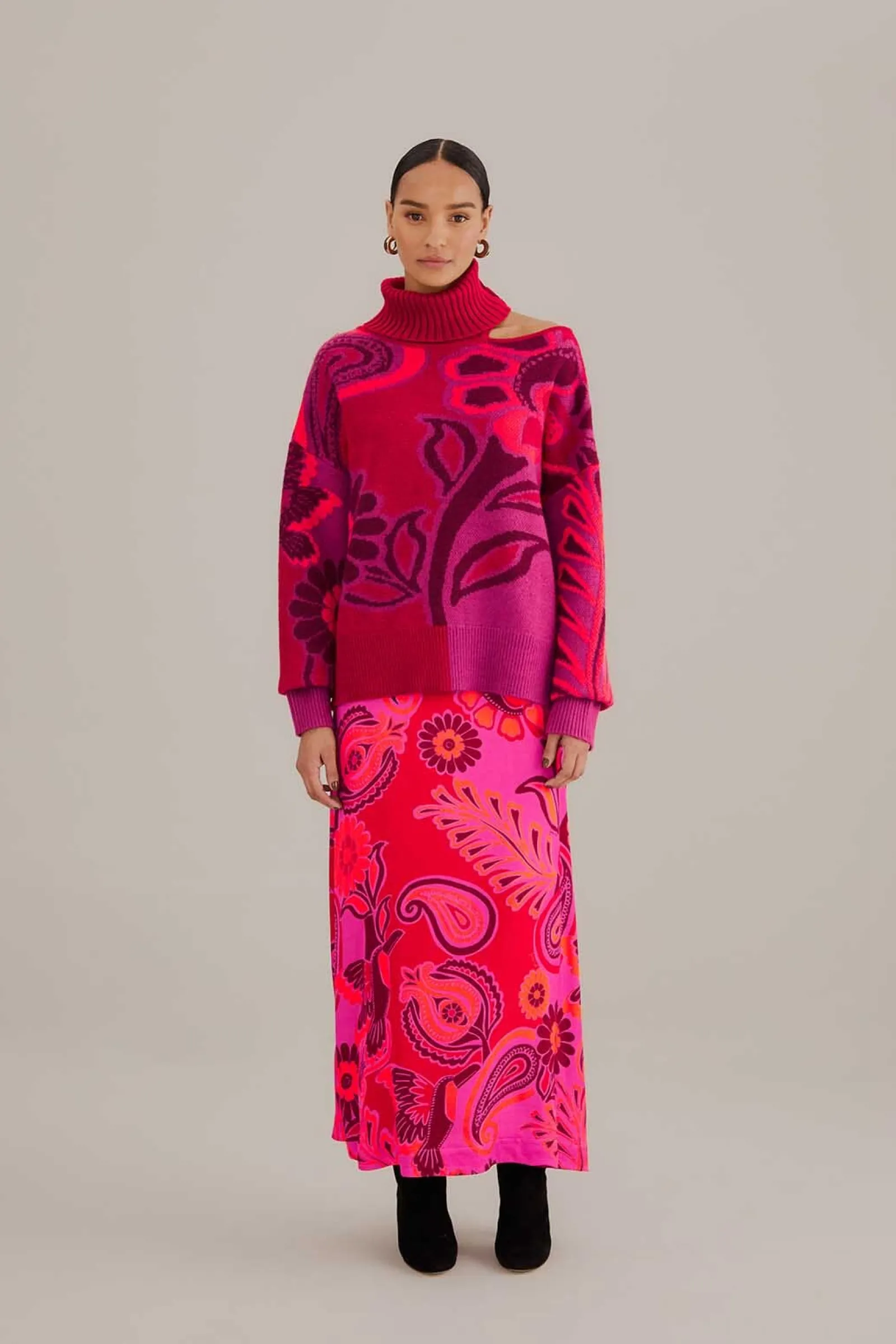 PINK BOLD FLORAL KNIT SWEATER