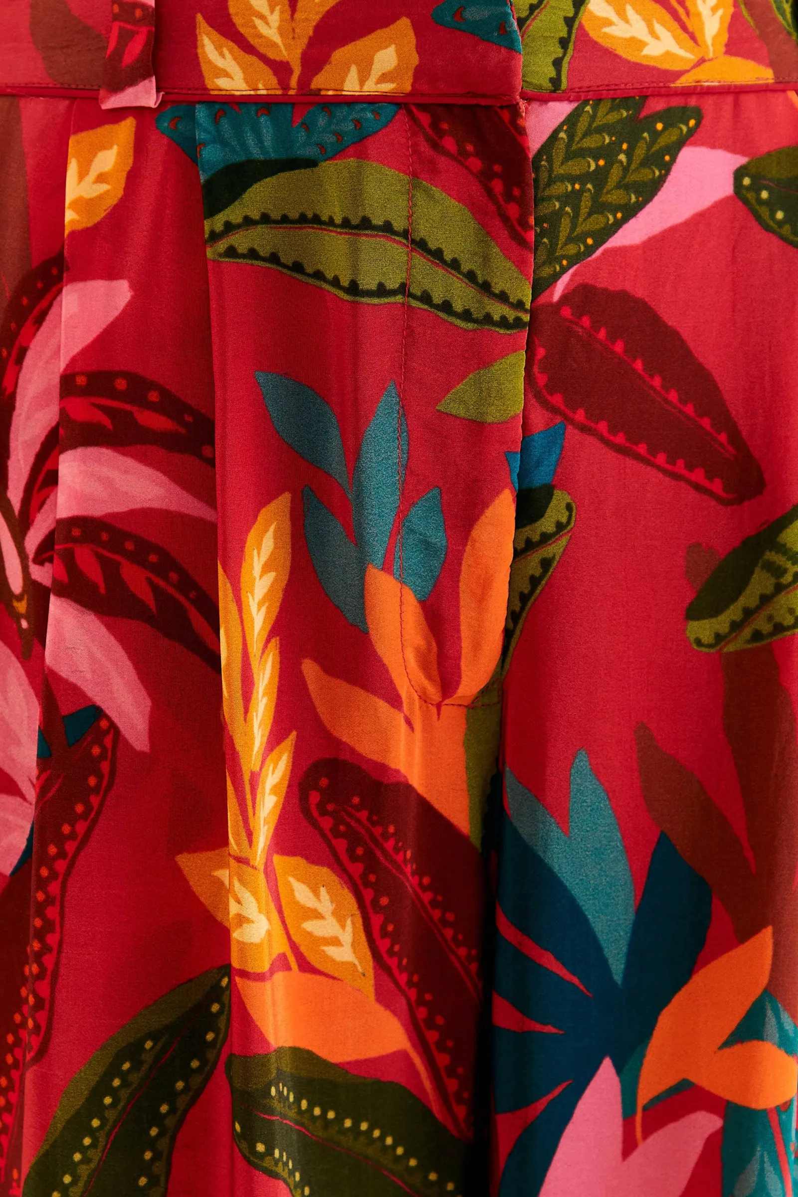 RED ROOSTER LEAVES PANTS