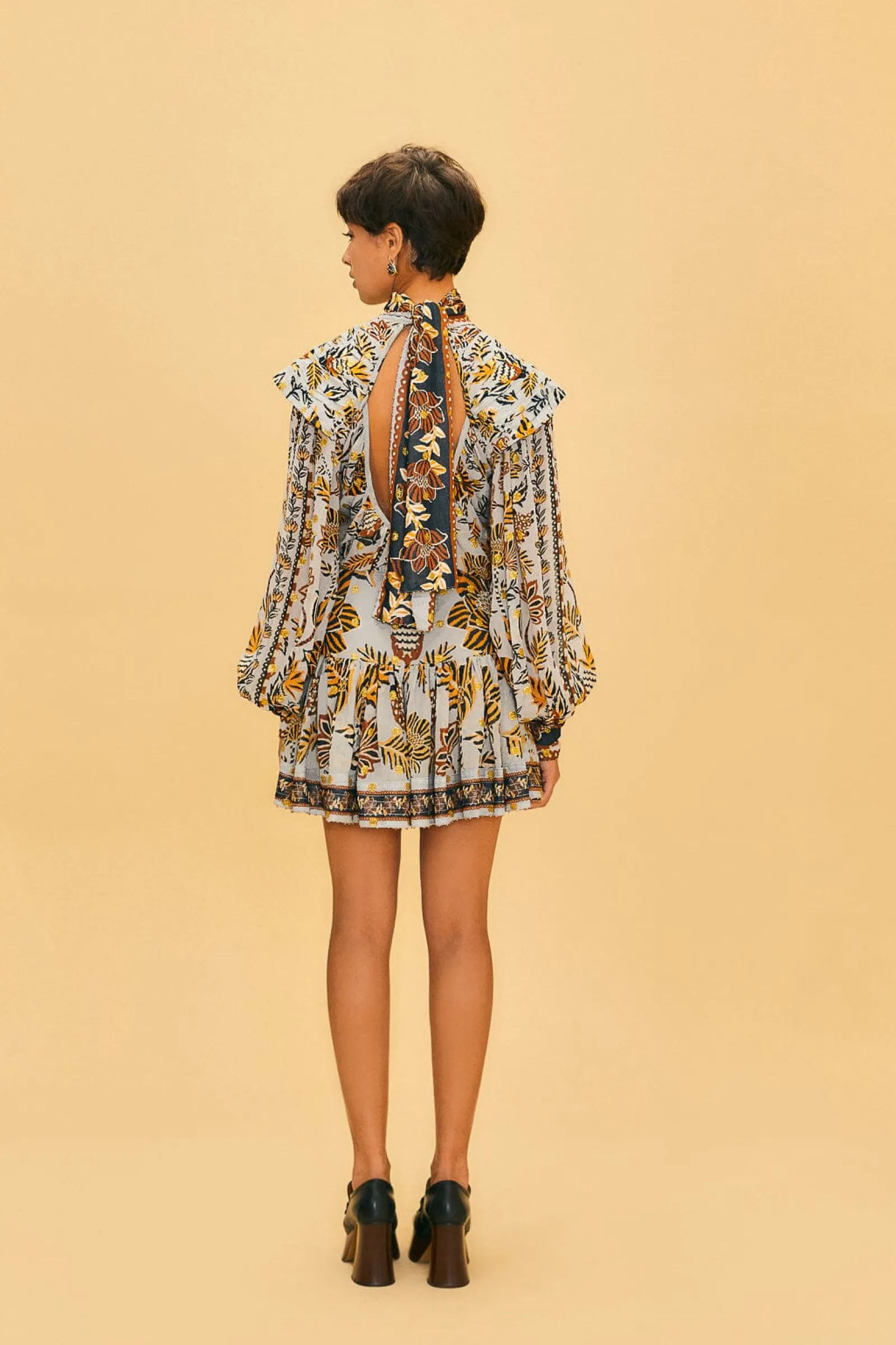 SILVER FLORAL TAPESTRY MINI SKIRT