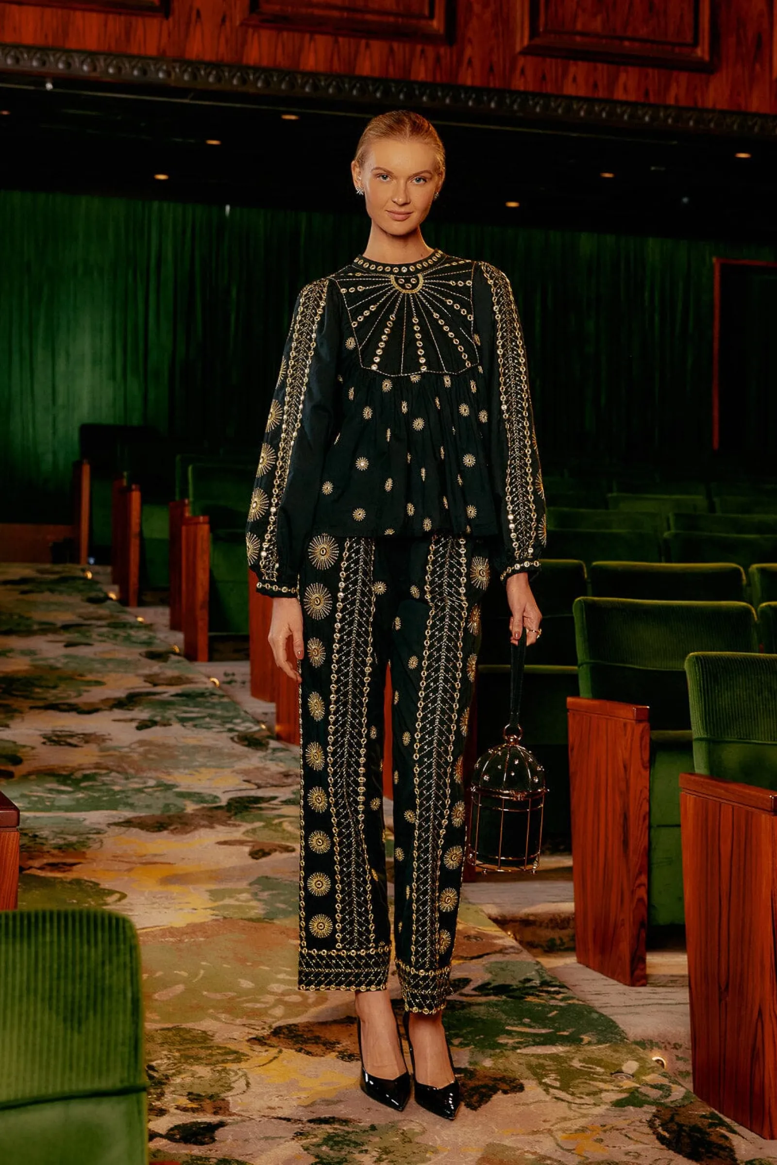  SUN EMBROIDERED PANTS